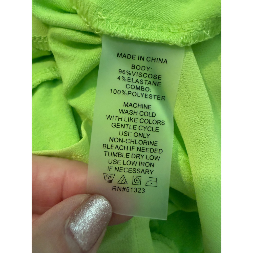 Vince Camuto Women's Flowy Mixed Media Sleeveless Tank Shirt Bundle Vibrant - M - Picture 9 of 11
